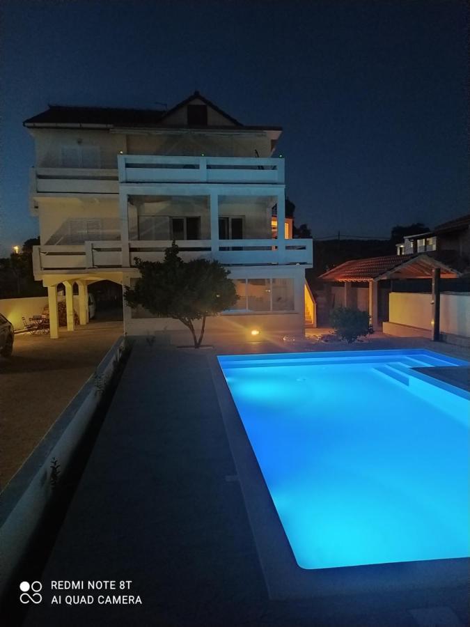 Apartments Mirko&Ana Bibinje Bagian luar foto