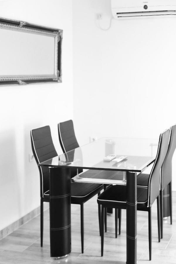 Apartments Mirko&Ana Bibinje Bagian luar foto
