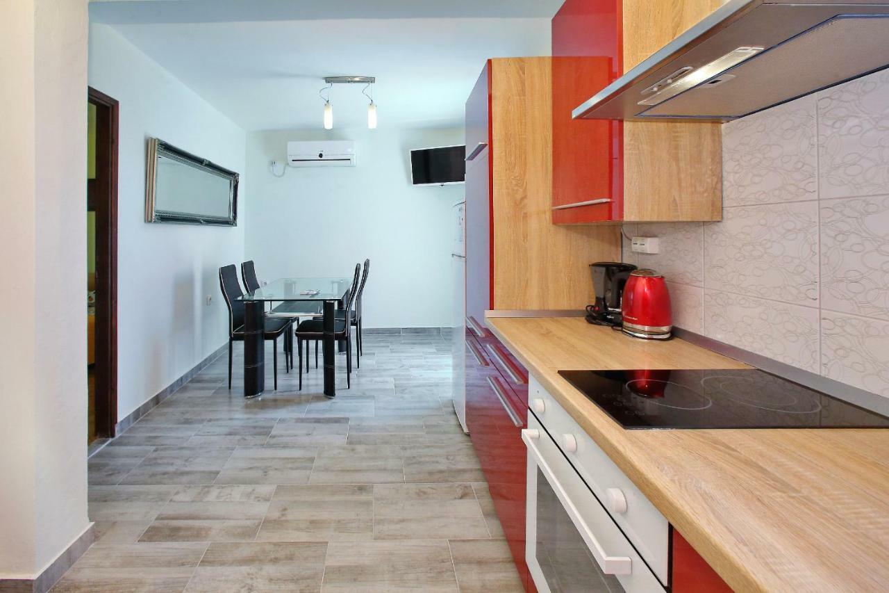 Apartments Mirko&Ana Bibinje Bagian luar foto