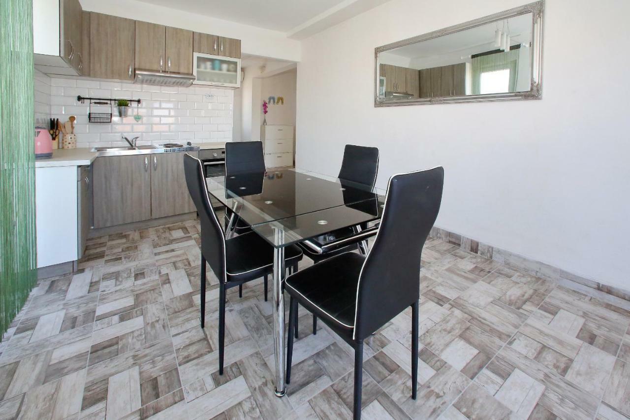 Apartments Mirko&Ana Bibinje Bagian luar foto